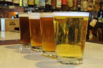 Lei que pune com prisão a venda de bebida alcoólica a menores entra em vigor