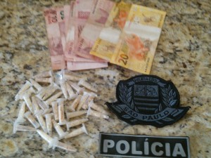 Capivari: Homem é preso por tráfico de drogas no Bairro Santo Antonio