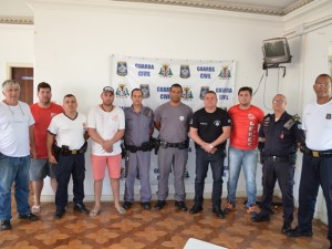 Representantes da Polícia Militar,  Secretaria de Segurança Pública Municipal, da Secretaria de Mobilidade Urbana, da Torcida organizada Leões da Raia
